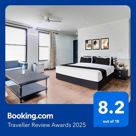 Hotel Super Townhouse Sector 38 Gurgaon Near Medanta Zewnętrze zdjęcie