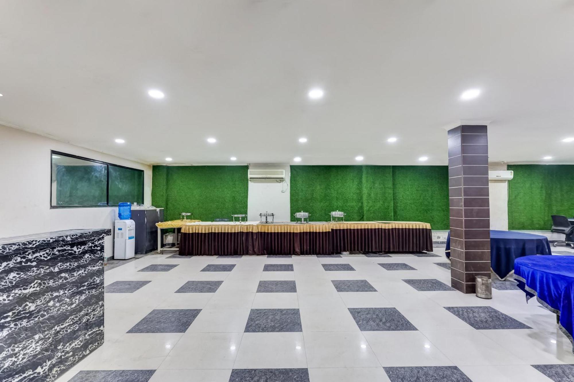Hotel Super Townhouse Sector 38 Gurgaon Near Medanta Zewnętrze zdjęcie